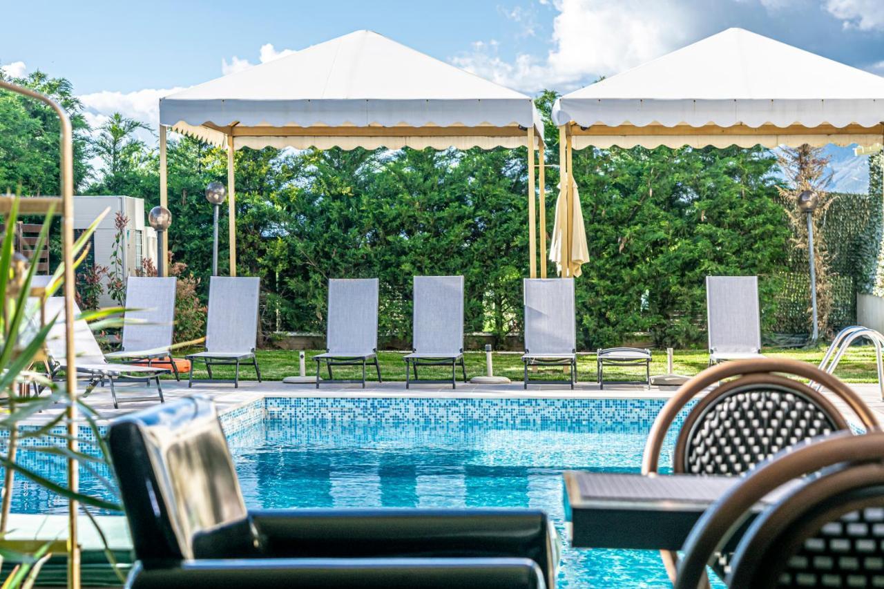 Golden Suites & Spa Neochoropoulo Екстериор снимка