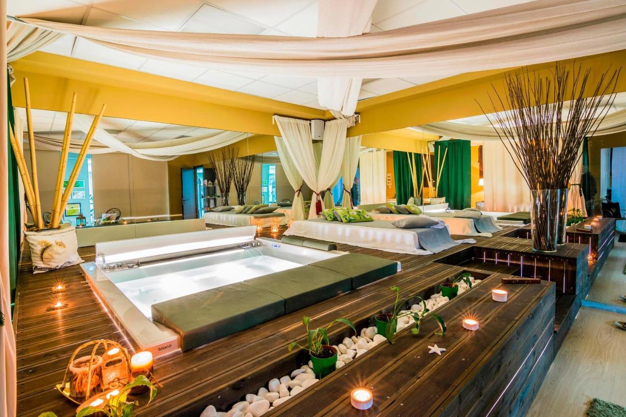 Golden Suites & Spa Neochoropoulo Екстериор снимка