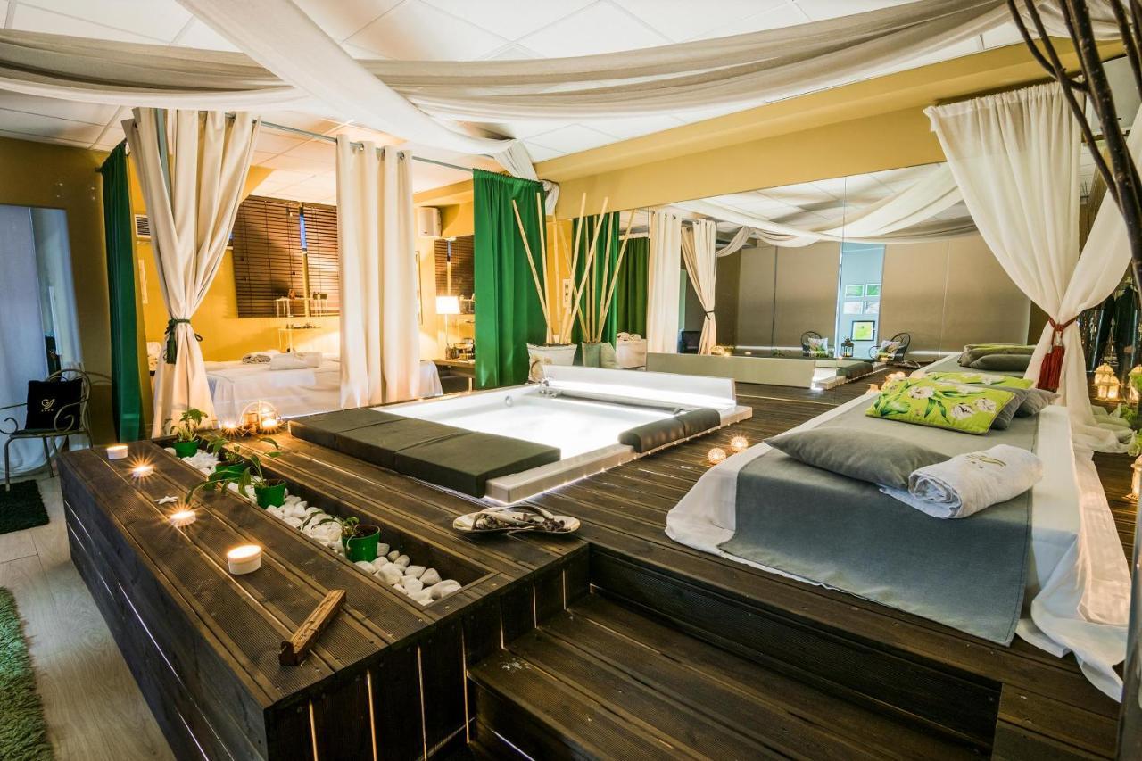 Golden Suites & Spa Neochoropoulo Екстериор снимка